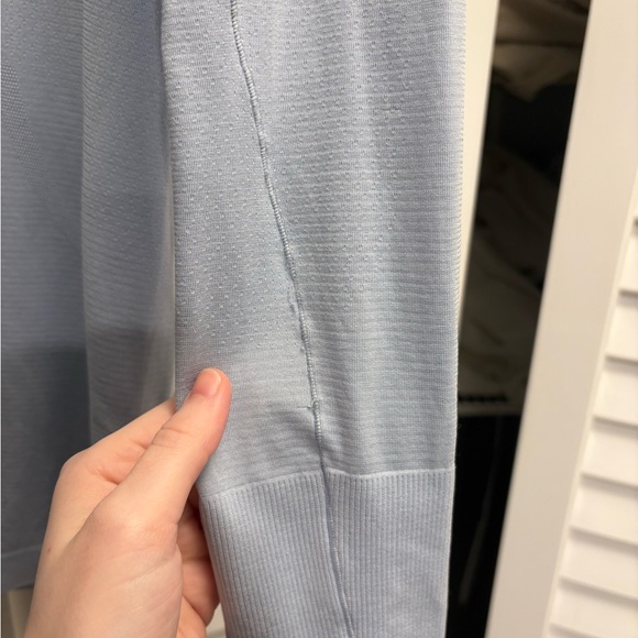 Lululemon Swiftly Tech Long Sleeve Crew Cool Breeze Size 12 - Picture 8 of 8